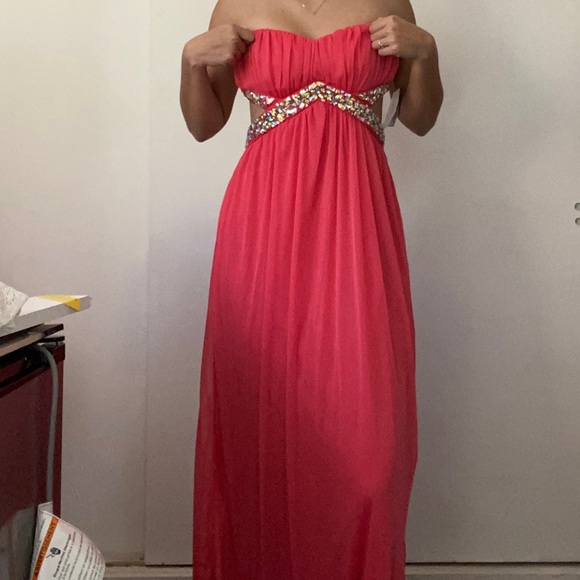 Brand new with tags prom dress - Picture 2 of 5